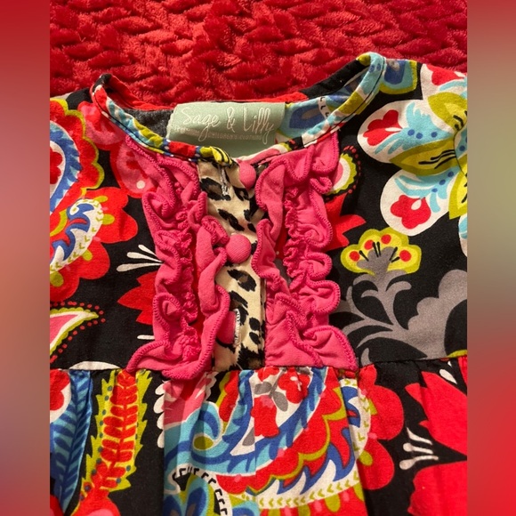 NWOT Baby Girl Boutique Ruffled Floral Pattern Outfit - Picture 3 of 6